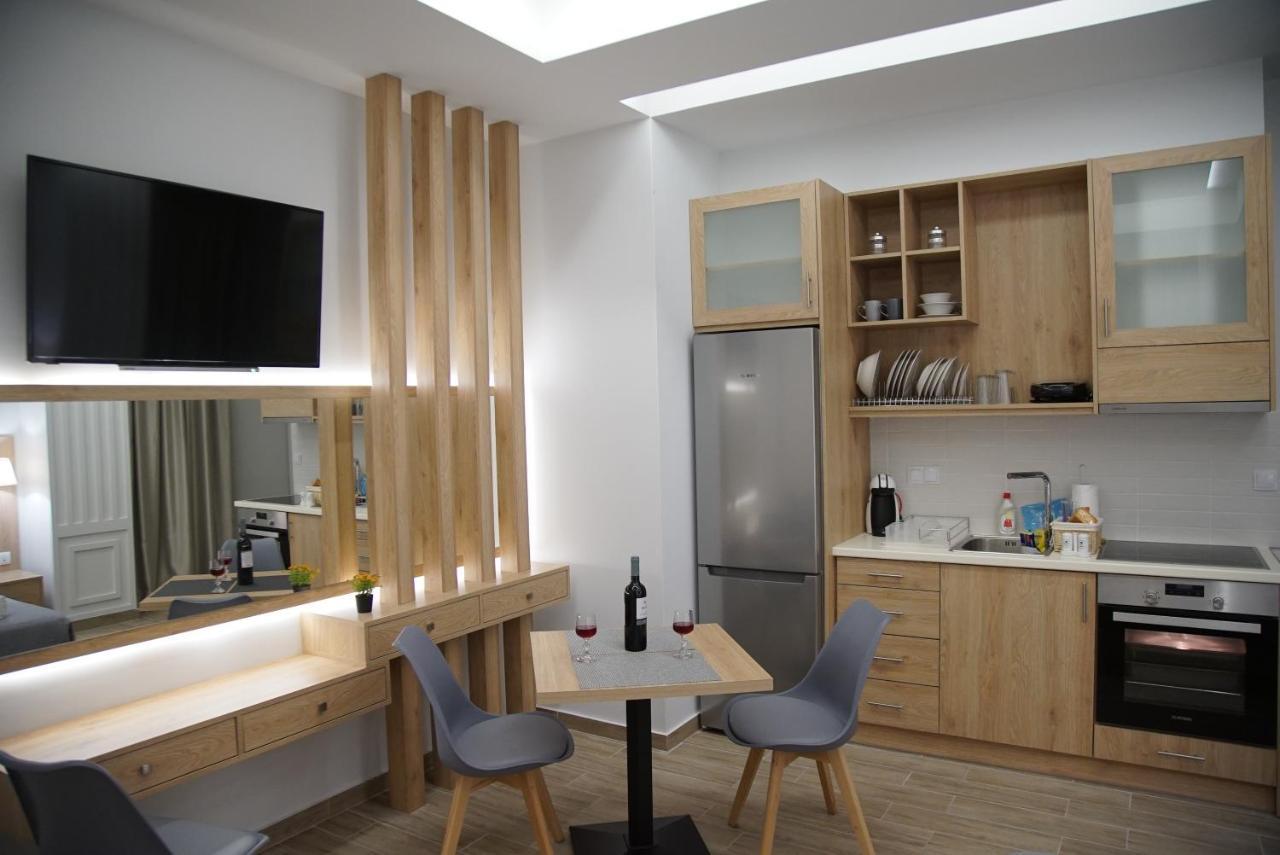 Simplychic Apartment C Kalamáta Buitenkant foto