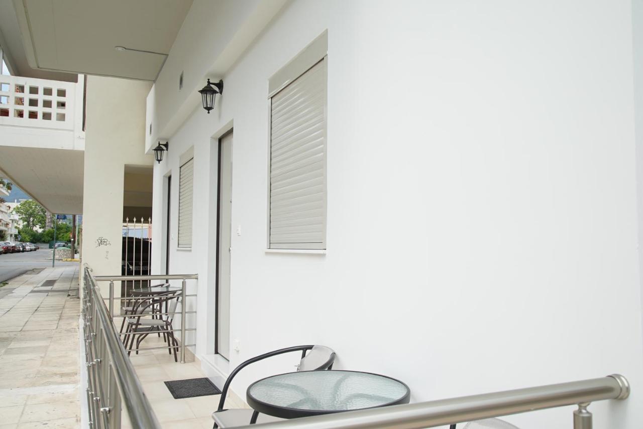 Simplychic Apartment C Kalamáta Buitenkant foto